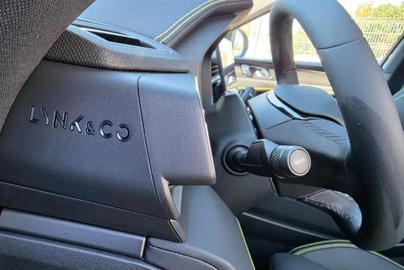 Lynk&Co 01 din 2024 cu 1.900 km - oferta LYN170199 - foto 18