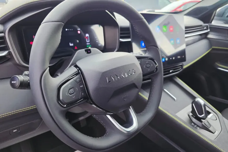 Lynk&Co 01 din 2025 cu 2 km - oferta LYN170200 - foto 22