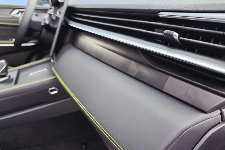 Lynk&Co 01 din 2025 cu 2 km - oferta LYN170200 - foto 33