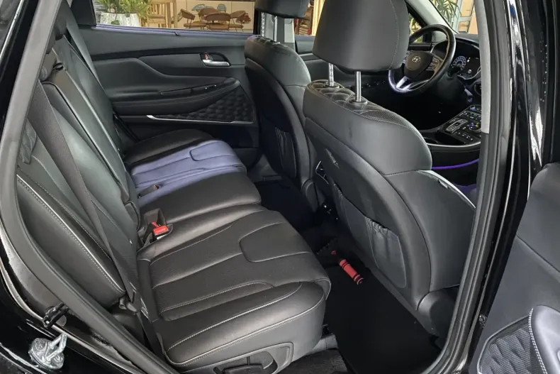 Hyundai SANTA FE din 2022 cu 42.003 km - oferta HYU170215 - foto 6