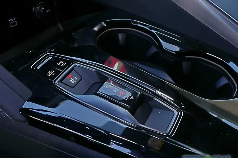 Audi Q5 din 2025 cu 11.150 km - oferta AUD170220 - foto 9