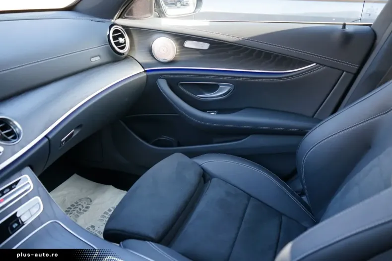 Mercedes-Benz E 300 din 2023 cu 13.200 km - oferta MER170221 - foto 11