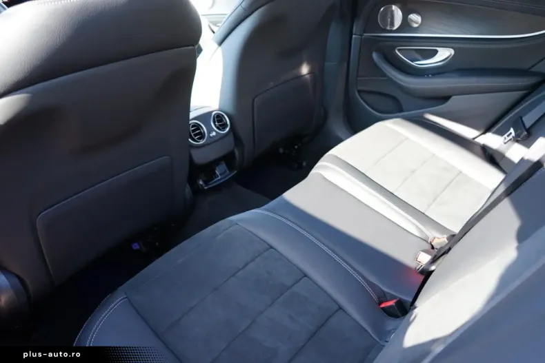 Mercedes-Benz E 300 din 2023 cu 13.200 km - oferta MER170221 - foto 13