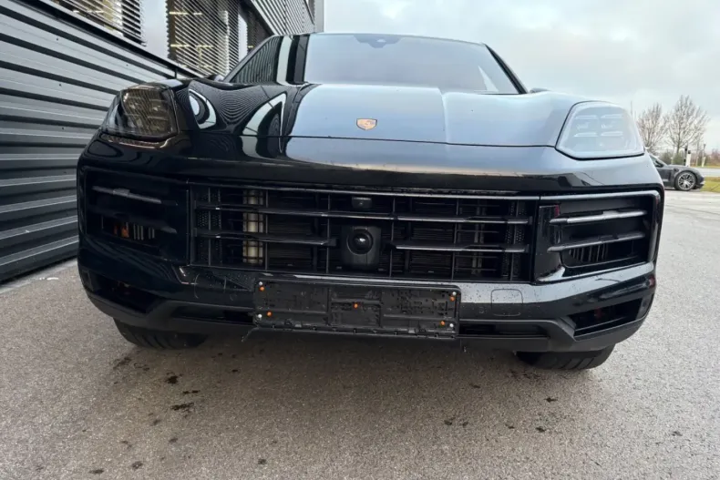 Porsche Cayenne din 2024 cu 28.700 km - oferta POR170222 - foto 6