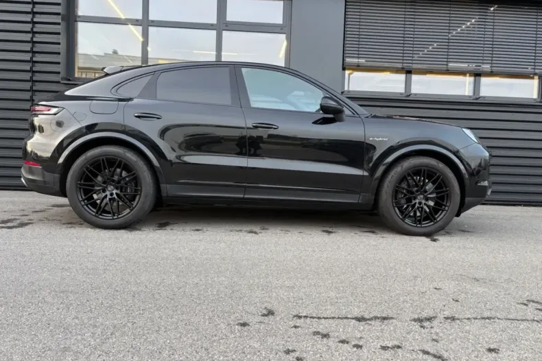 Porsche Cayenne din 2024 cu 28.700 km - oferta POR170222 - foto 7