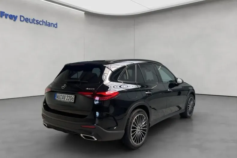 Mercedes-Benz GLC 200 din 2025 cu 9.600 km - oferta MER170224 - foto 2