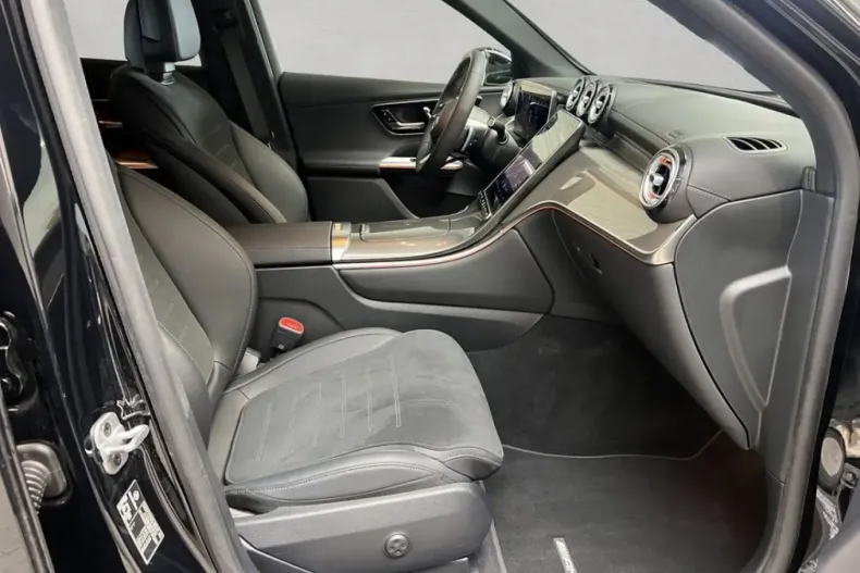 Mercedes-Benz GLC 200 din 2025 cu 9.600 km - oferta MER170224 - foto 12