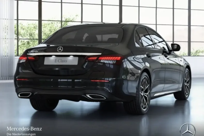 Mercedes-Benz E 300 din 2023 cu 13.679 km - oferta MER170225 - foto 3