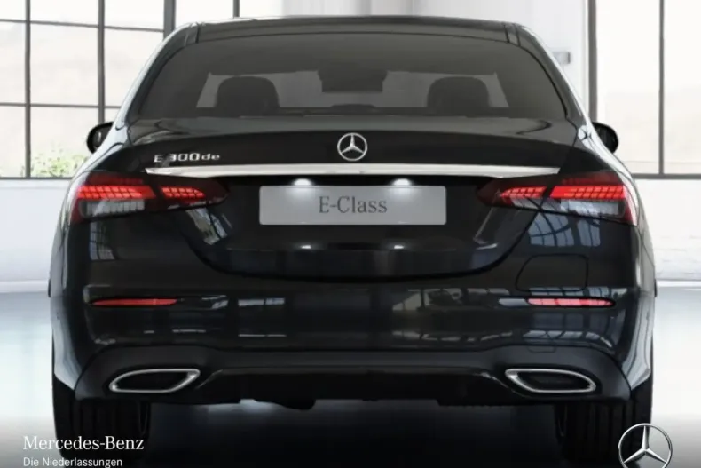 Mercedes-Benz E 300 din 2023 cu 13.679 km - oferta MER170225 - foto 6