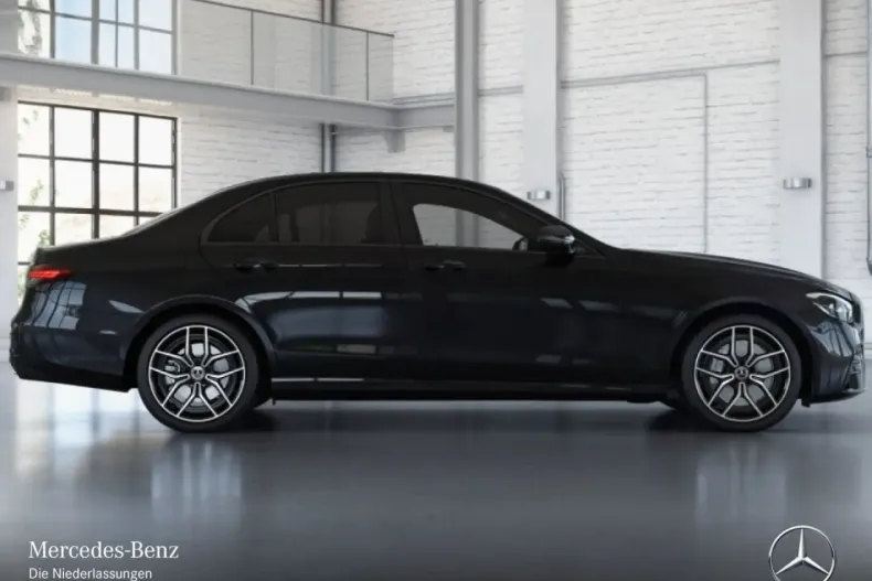 Mercedes-Benz E 300 din 2023 cu 13.679 km - oferta MER170225 - foto 17