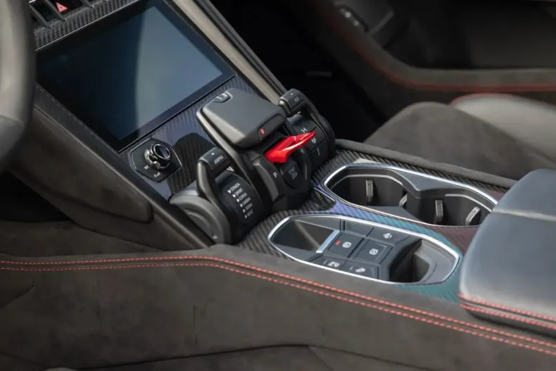 Lamborghini Urus din 2025 cu 6.500 km - oferta LAM170228 - foto 20