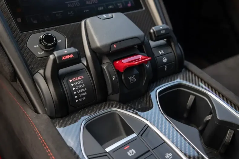 Lamborghini Urus din 2025 cu 6.500 km - oferta LAM170228 - foto 28