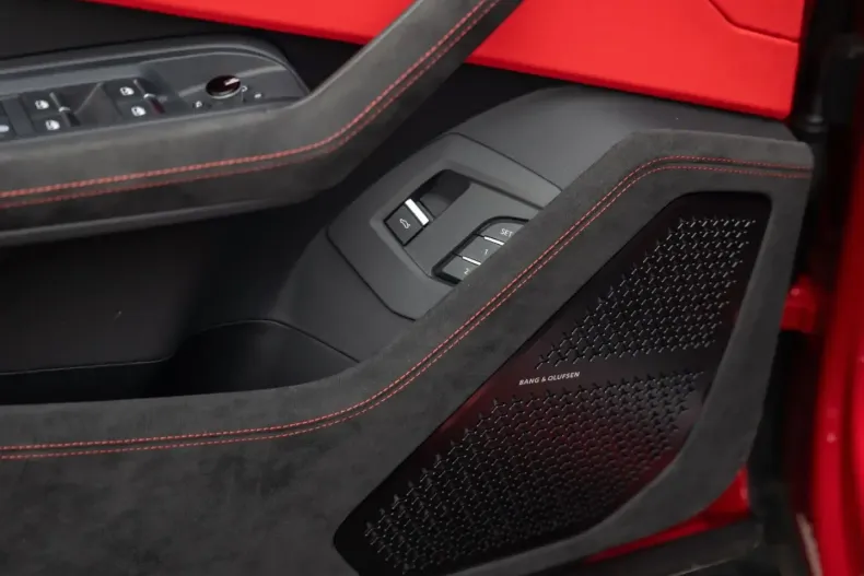 Lamborghini Urus din 2025 cu 6.500 km - oferta LAM170228 - foto 32