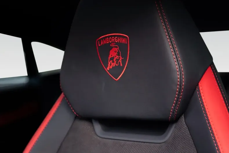 Lamborghini Urus din 2025 cu 6.500 km - oferta LAM170228 - foto 33