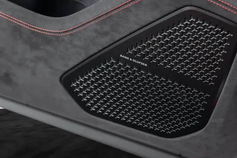 Lamborghini Urus din 2025 cu 6.500 km - oferta LAM170228 - foto 35