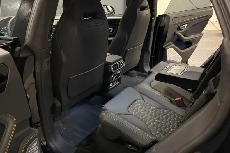 Lamborghini Urus din 2025 cu 8.000 km - oferta LAM170229 - foto 33