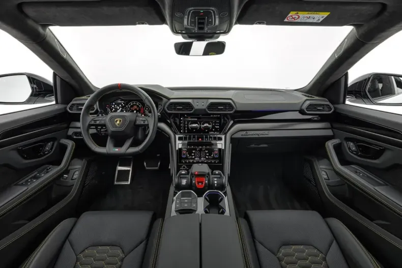 Lamborghini Urus din 2025 cu 7.000 km - oferta LAM170230 - foto 6