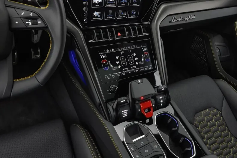 Lamborghini Urus din 2025 cu 7.000 km - oferta LAM170230 - foto 8