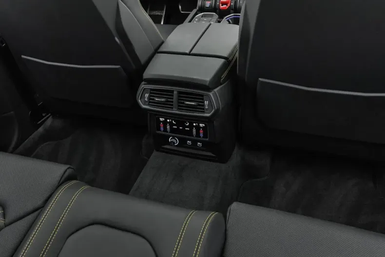 Lamborghini Urus din 2025 cu 7.000 km - oferta LAM170230 - foto 16