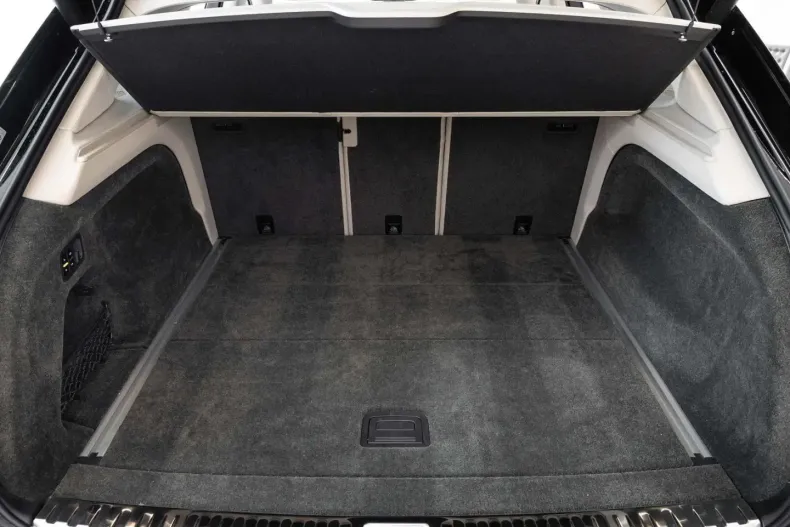 Bentley Bentayga din 2023 cu 23.900 km - oferta BEN170233 - foto 24