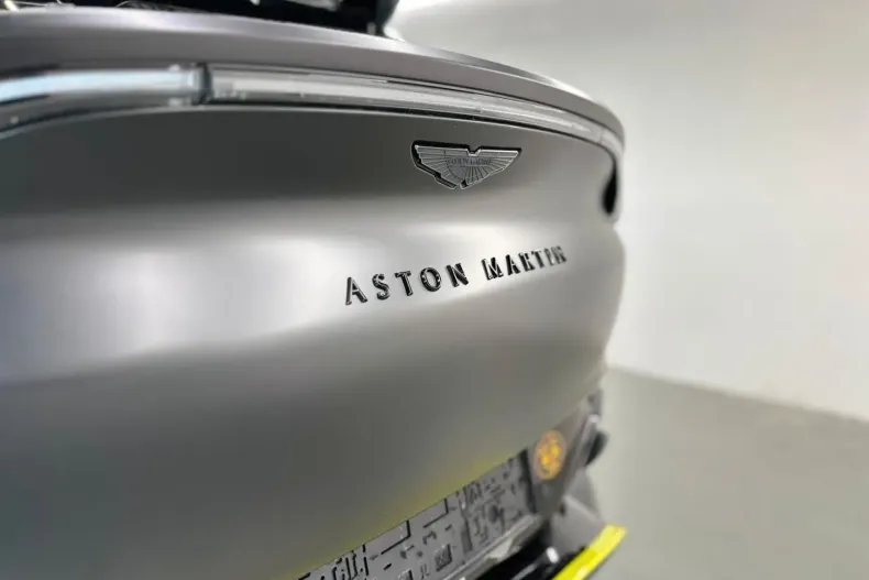 Aston Martin DBX din 2023 cu 10.550 km - oferta AST170235 - foto 7