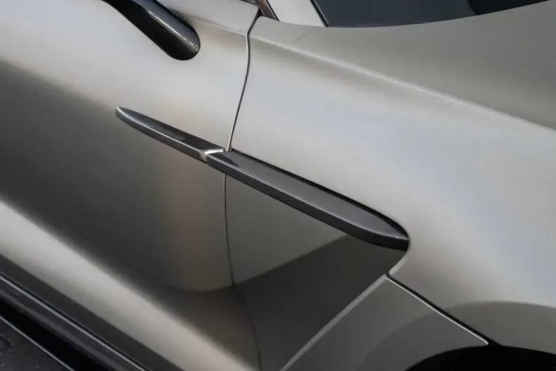 Aston Martin DBX din 2023 cu 25.500 km - oferta AST170237 - foto 16