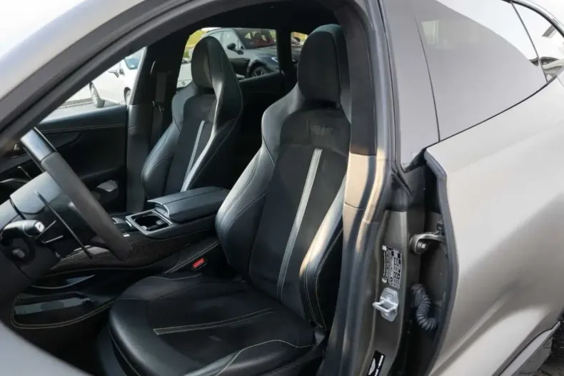 Aston Martin DBX din 2023 cu 25.500 km - oferta AST170237 - foto 24