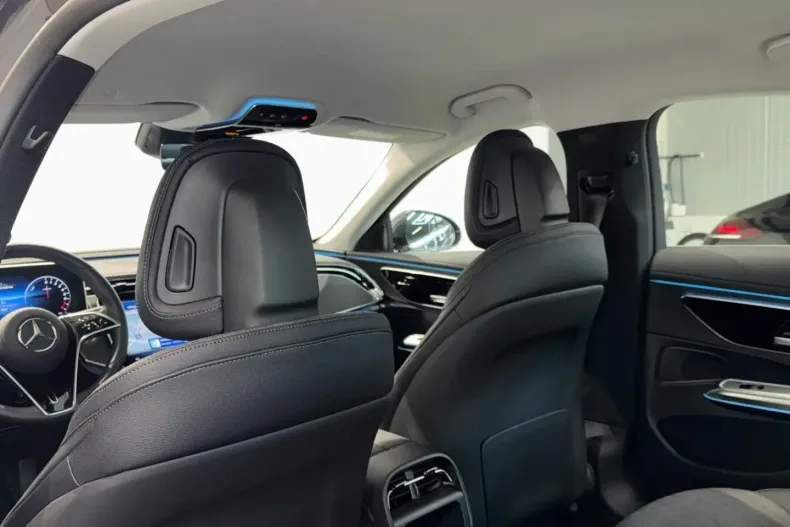 Mercedes-Benz E 300 din 2024 cu 8.041 km - oferta MER170239 - foto 10