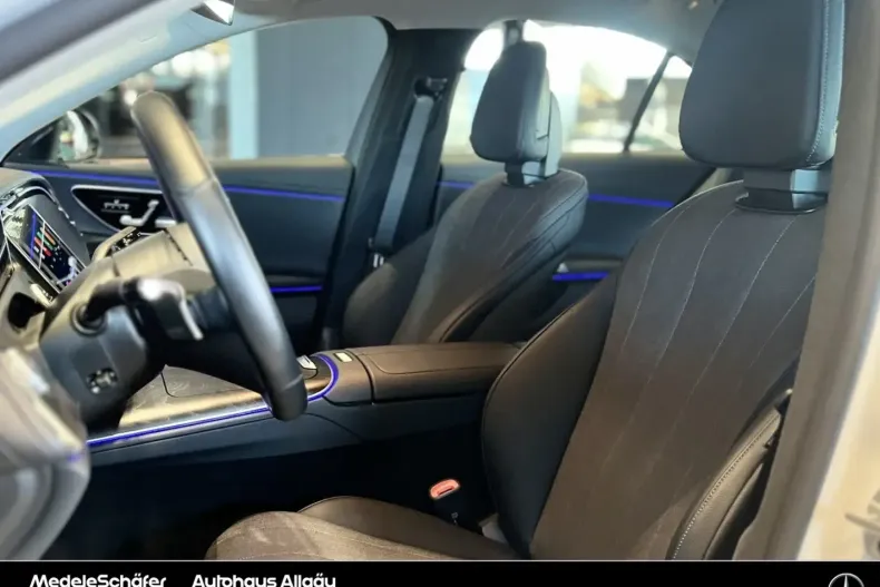 Mercedes-Benz E 300 din 2023 cu 14.155 km - oferta MER170240 - foto 4