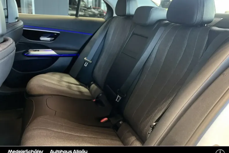 Mercedes-Benz E 300 din 2023 cu 14.155 km - oferta MER170240 - foto 8