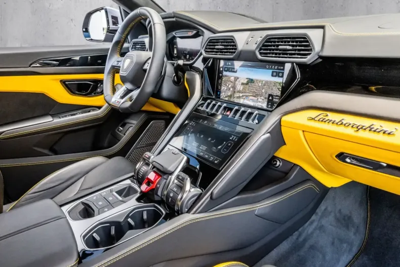 Lamborghini Urus din 2025 cu 7.280 km - oferta LAM170241 - foto 11