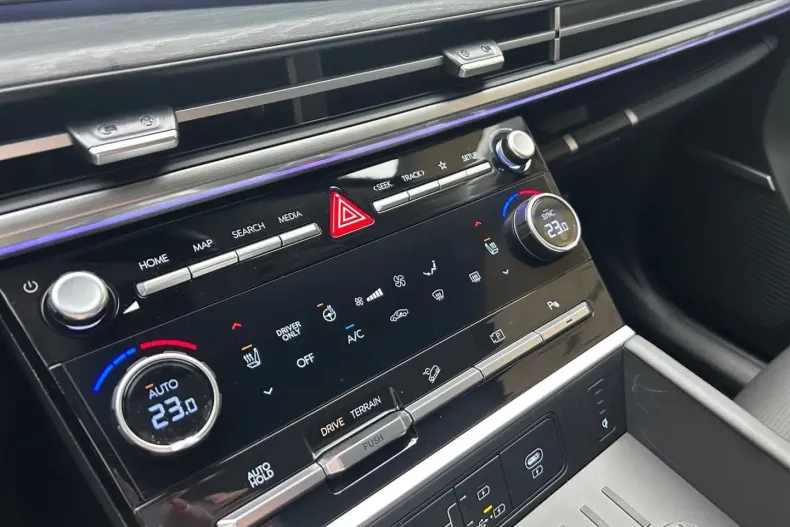 Hyundai SANTA FE din 2025 cu 13.000 km - oferta HYU170244 - foto 11