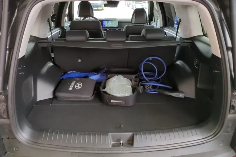 Hyundai SANTA FE din 2024 cu 25.744 km - oferta HYU170245 - foto 5