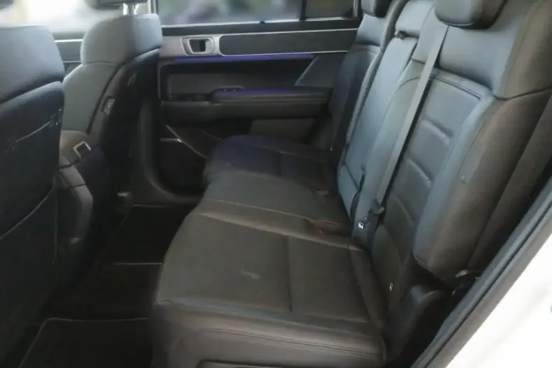 Hyundai SANTA FE din 2025 cu 18.461 km - oferta HYU170248 - foto 9