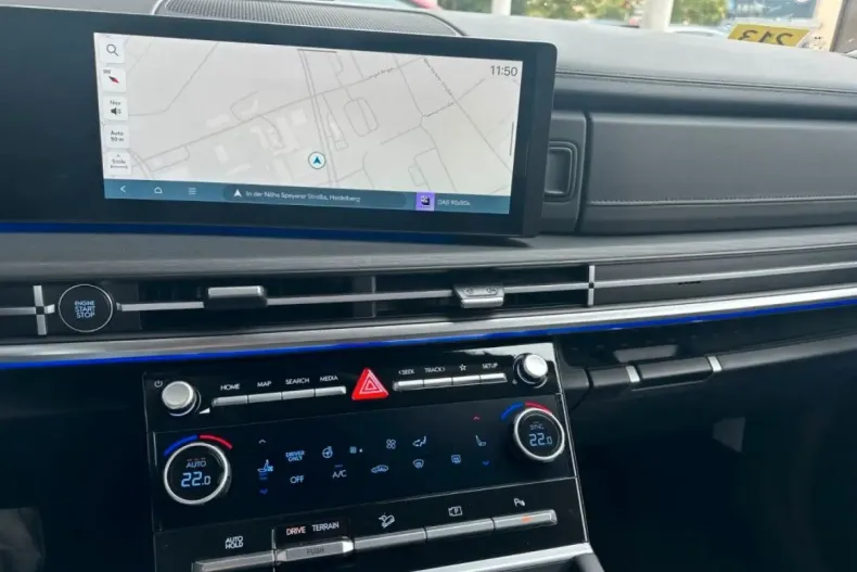 Hyundai SANTA FE din 2025 cu 24.000 km - oferta HYU170249 - foto 12