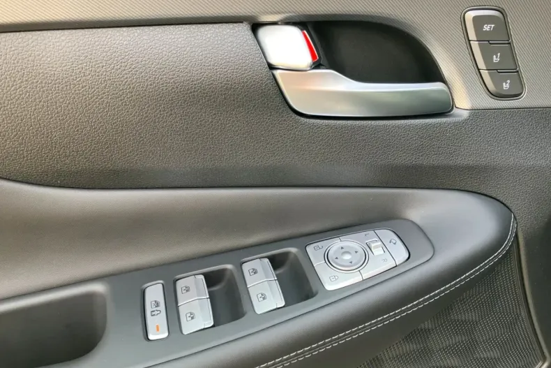 Hyundai SANTA FE din 2024 cu 9.000 km - oferta HYU170251 - foto 6