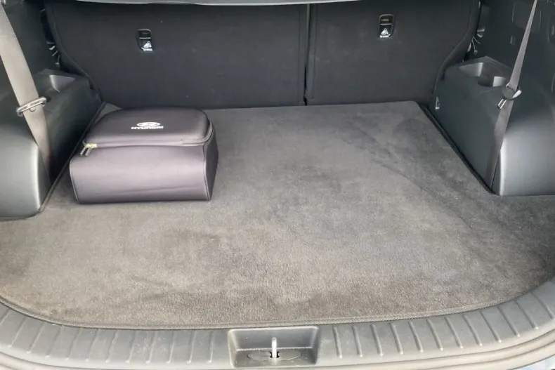 Hyundai SANTA FE din 2023 cu 18.927 km - oferta HYU170252 - foto 18