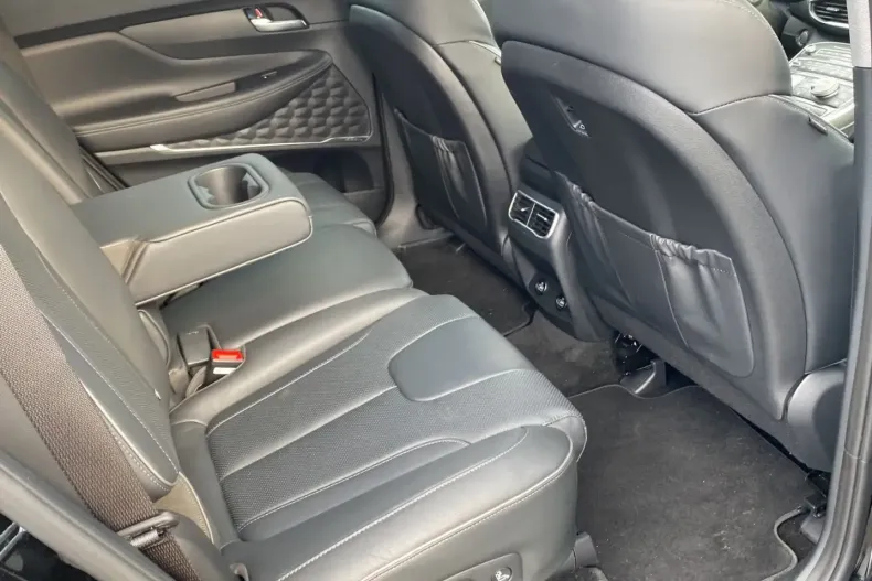 Hyundai SANTA FE din 2023 cu 18.927 km - oferta HYU170252 - foto 19