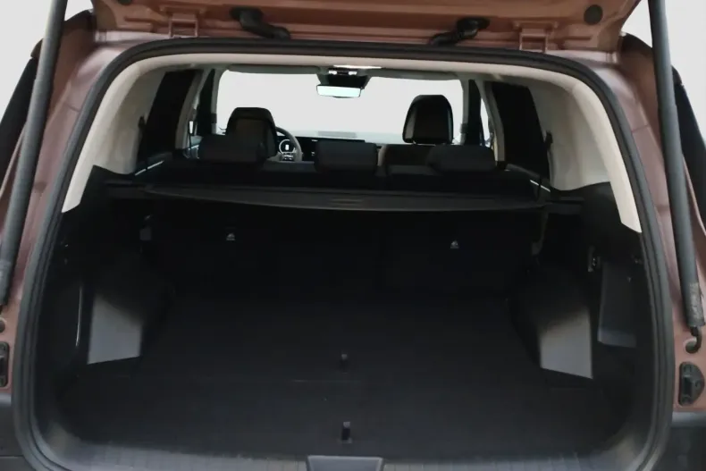 Hyundai SANTA FE din 2025 cu 13.443 km - oferta HYU170256 - foto 14