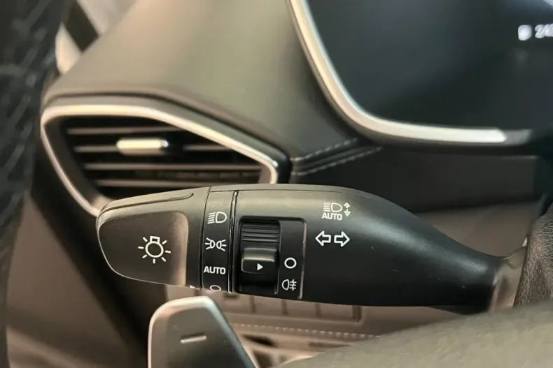 Hyundai SANTA FE din 2022 cu 66.840 km - oferta HYU170258 - foto 14