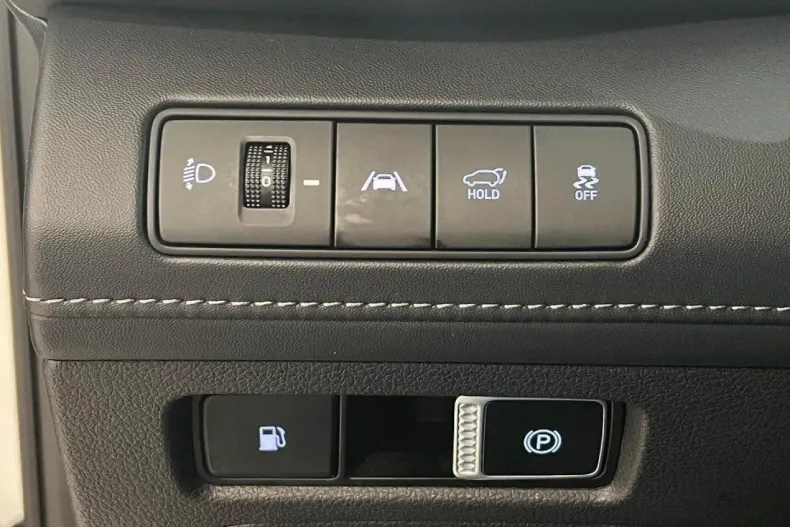 Hyundai SANTA FE din 2022 cu 66.840 km - oferta HYU170258 - foto 15