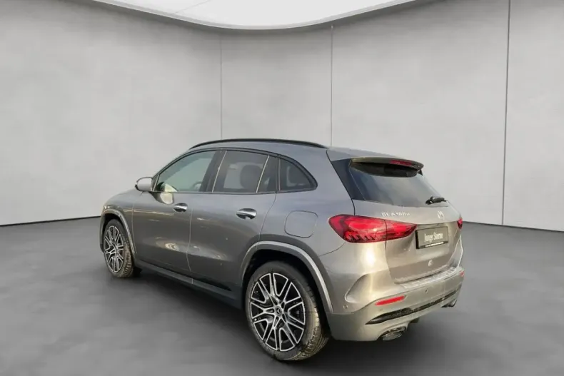 Mercedes-Benz GLA 180 din 2025 cu 3.585 km - oferta MER170259 - foto 3