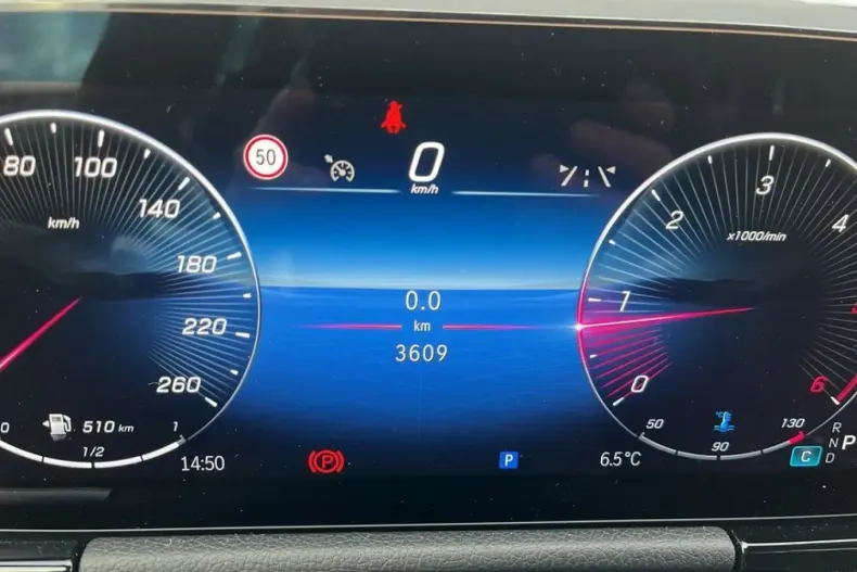 Mercedes-Benz GLA 180 din 2025 cu 3.585 km - oferta MER170259 - foto 20