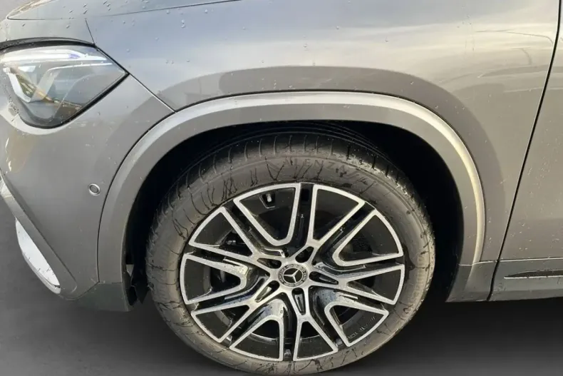 Mercedes-Benz GLA 180 din 2025 cu 3.585 km - oferta MER170259 - foto 24