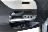 Mercedes-Benz GLA 180 din 2025 cu 8.913 km - oferta MER170260 - foto 15