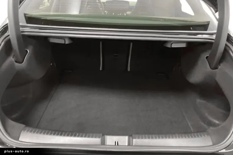 Mercedes-Benz CLA 200 din 2025 cu 14.344 km - oferta MER170262 - foto 5