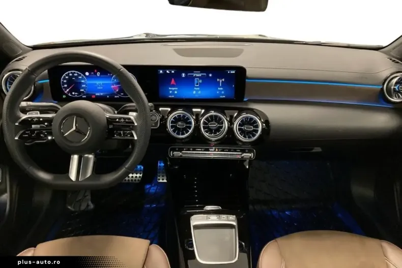 Mercedes-Benz CLA 200 din 2025 cu 14.344 km - oferta MER170262 - foto 7