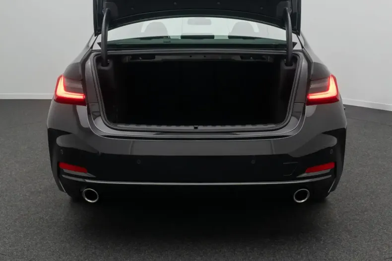 BMW 318 din 2023 cu 51.600 km - oferta BMW170272 - foto 13