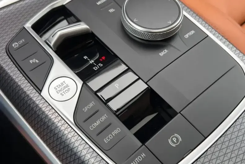 BMW 320 din 2024 cu 19.336 km - oferta BMW170274 - foto 22