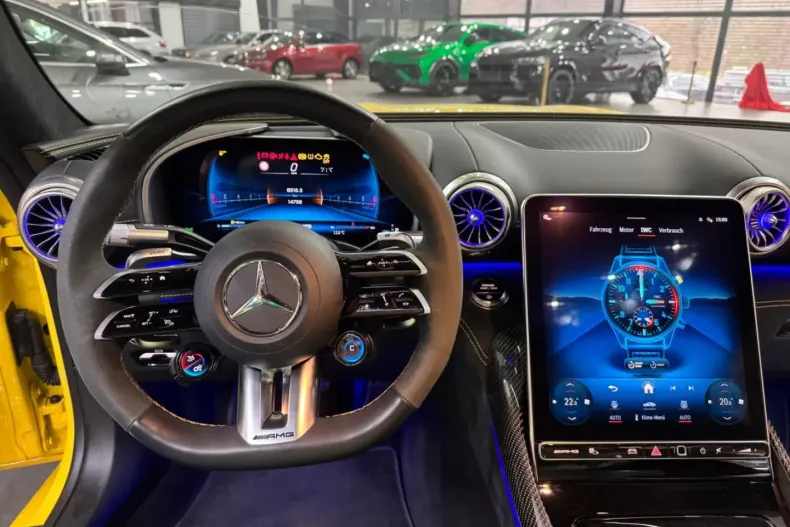 Mercedes-Benz AMG GT din 2024 cu 14.000 km - oferta MER170275 - foto 3